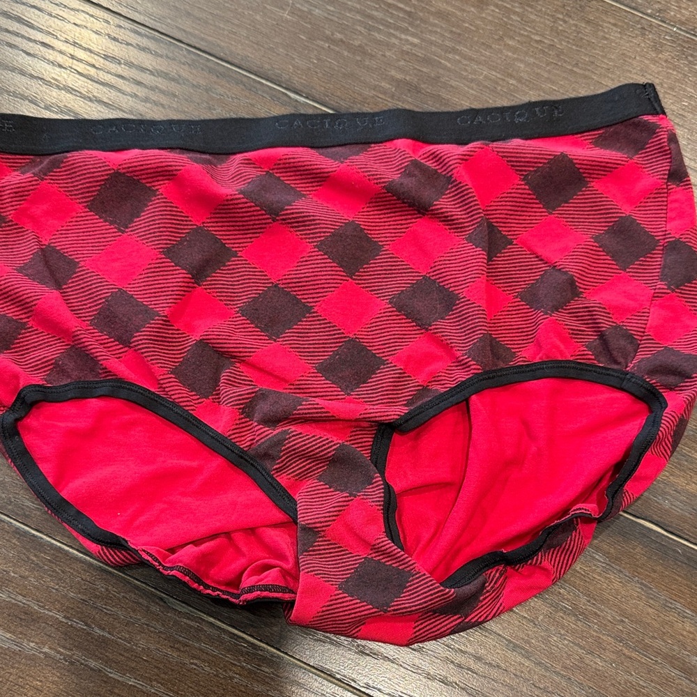 Cacique NWT (red pair) Lace Trim Panties and plaid pair both 14/16 - Picture 4 of 6